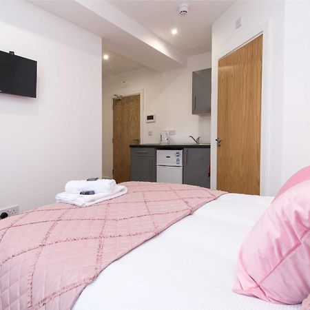 Sublime Stays Webberley Stylish Studio Stoke City Centre Buitenkant foto