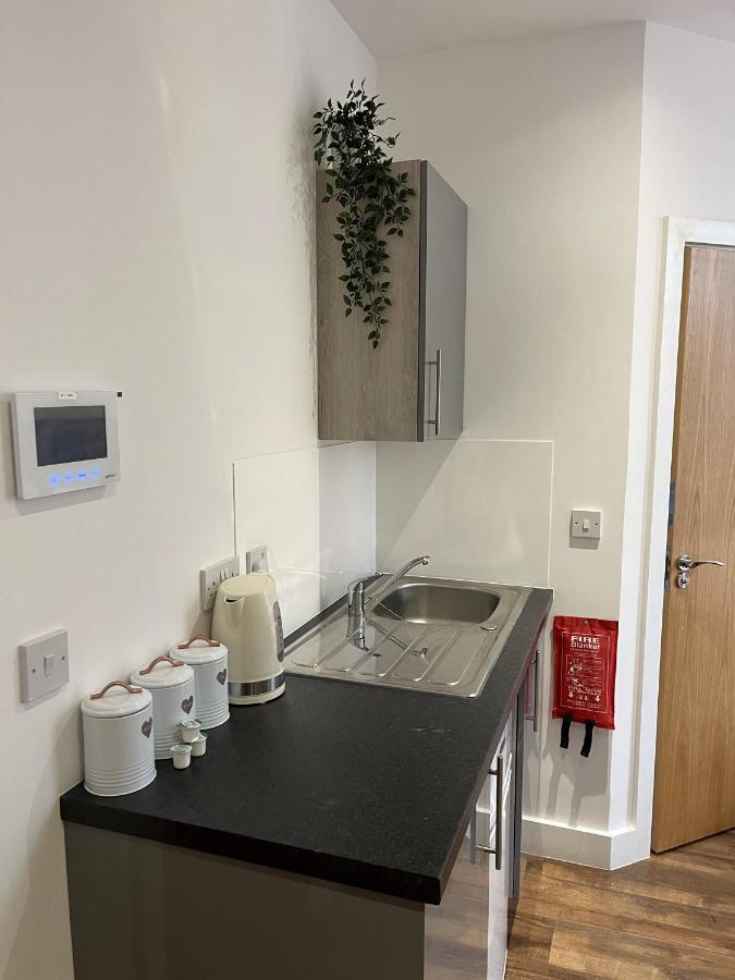 Sublime Stays Webberley Stylish Studio Stoke City Centre Buitenkant foto